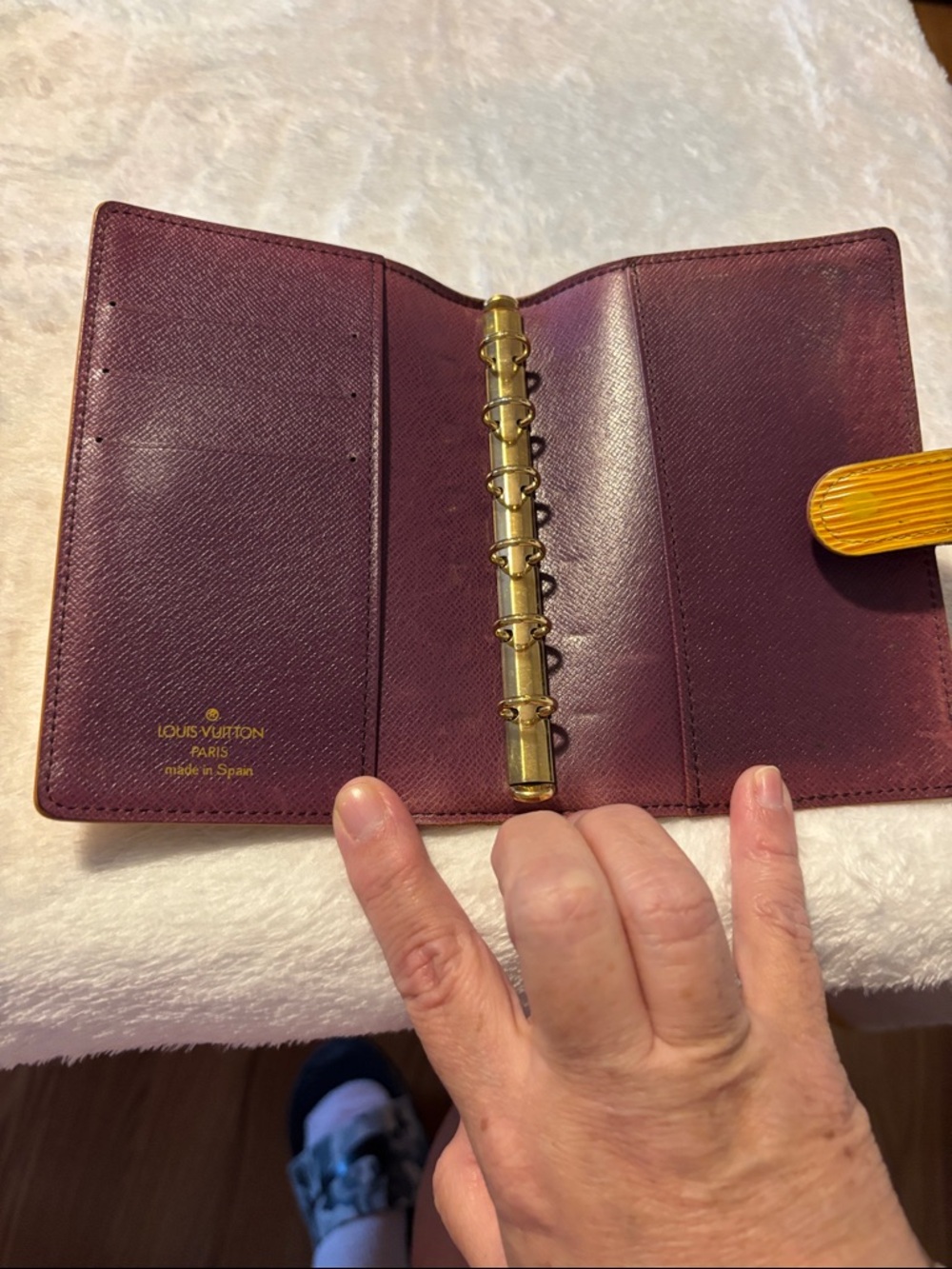 Louis Vuitton Epi Leather Small Agenda Cover in Mustard Yellow - Picture 2 of 8